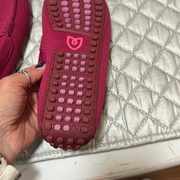 Rothy's The Driver Raspberry size 10.5 Slip-On Design - Picture 4 of 12